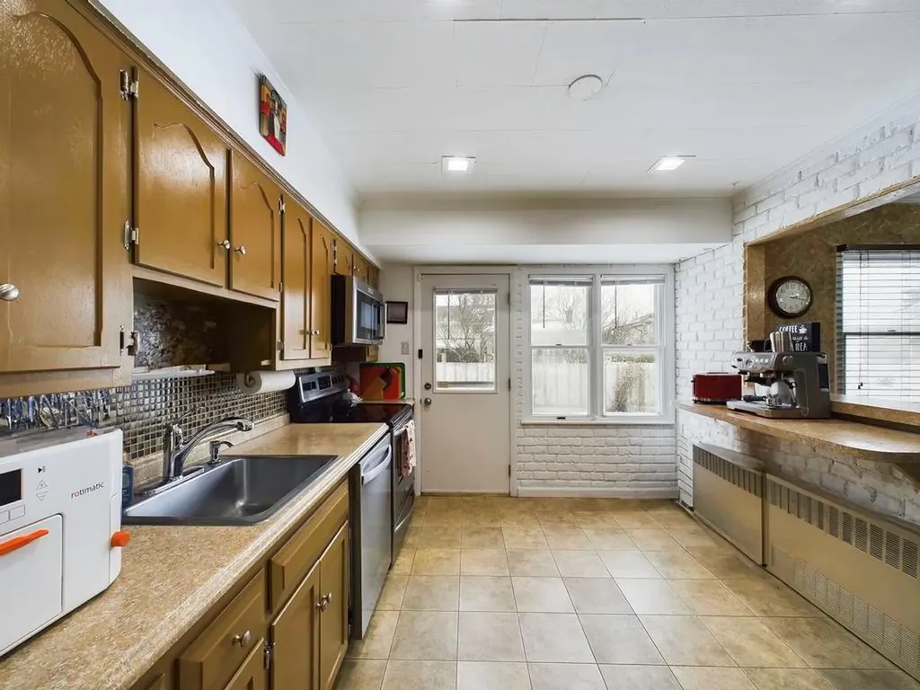 6 Evers Street Hicksville NY 11801