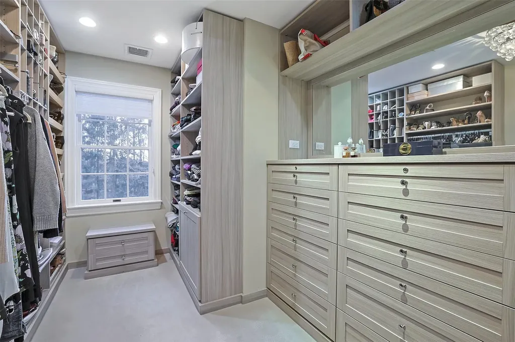 66 Kerry Lane Chappaqua NY 10514