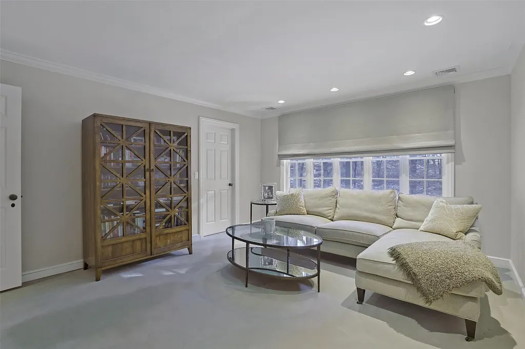 66 Kerry Lane Chappaqua NY 10514