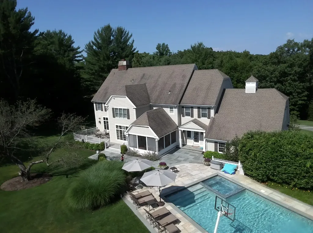 66 Kerry Lane Chappaqua NY 10514