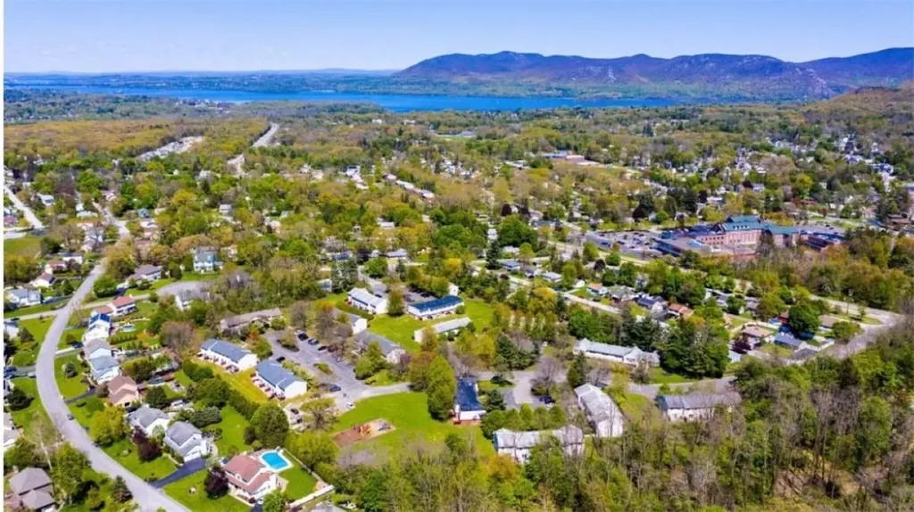 25 Brewster Road Cornwall NY 12518