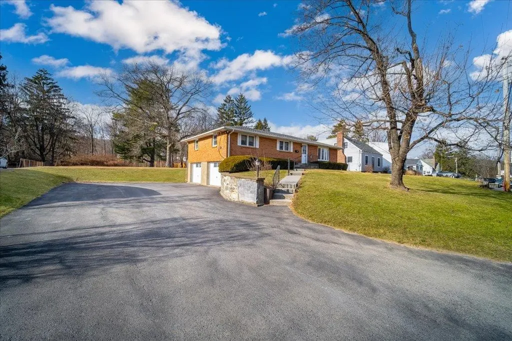 50 Phillips Avenue Highland NY 12528