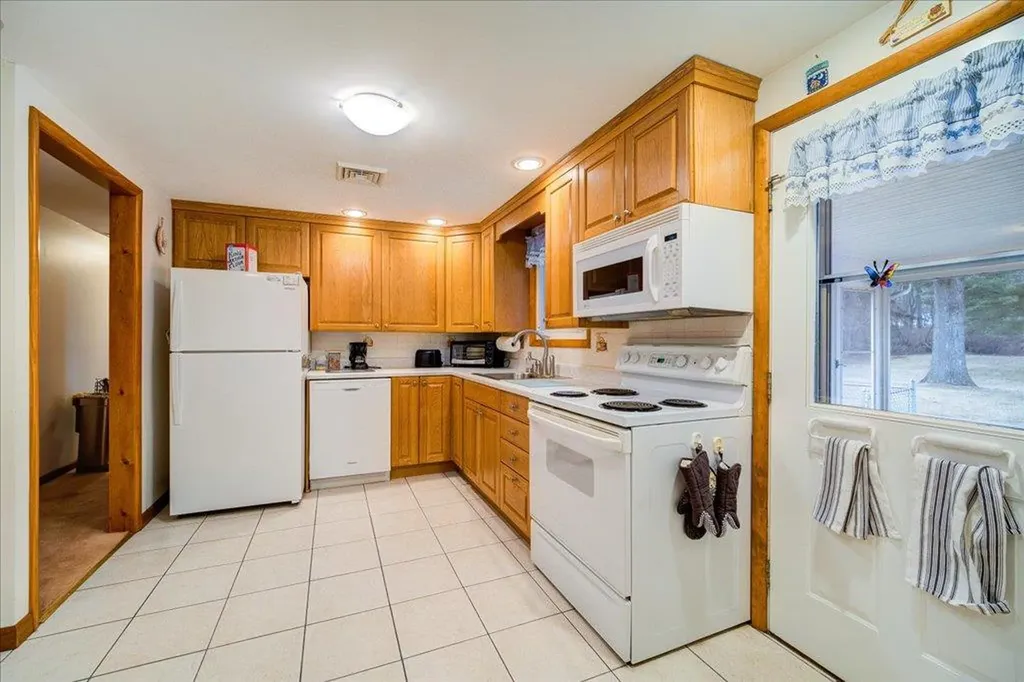 50 Phillips Avenue Highland NY 12528