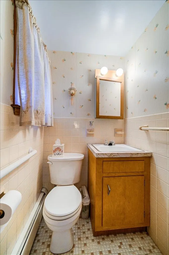 50 Phillips Avenue Highland NY 12528