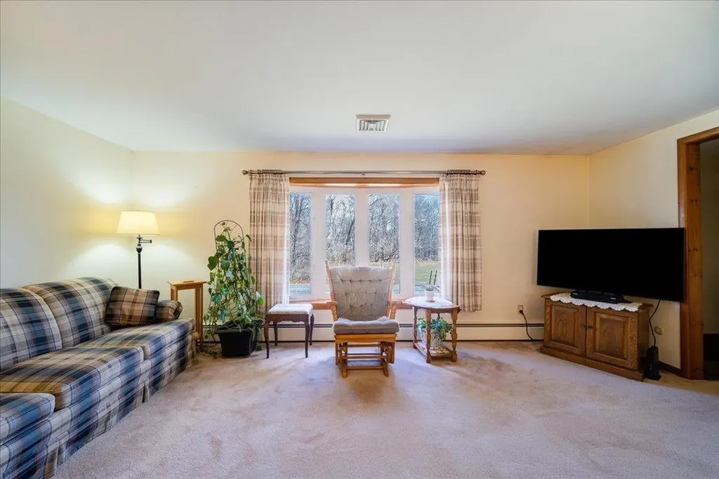 50 Phillips Avenue Highland NY 12528