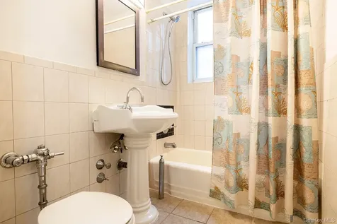 245 Rumsey Road Yonkers NY 10701