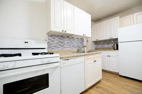 245 Rumsey Road Yonkers NY 10701