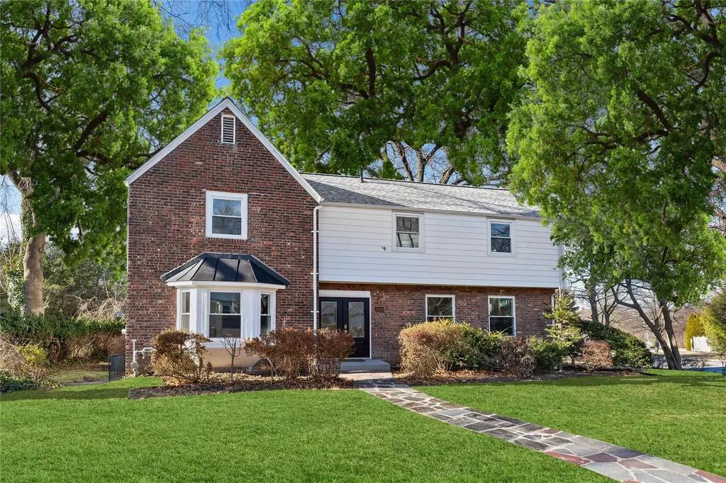 103 Grandview Boulevard Yonkers NY 10710