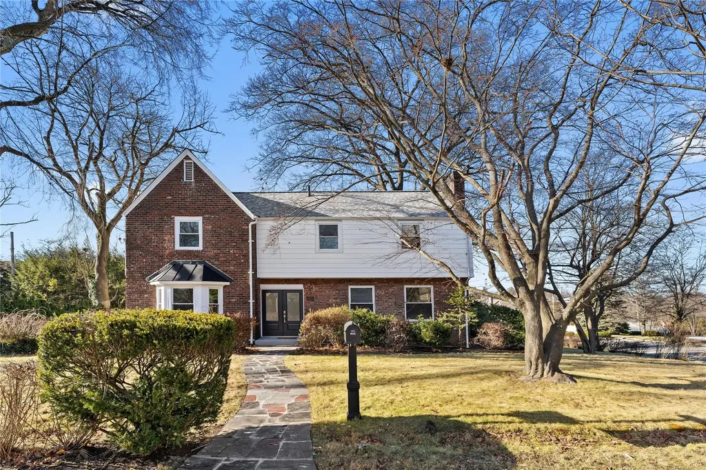 103 Grandview Boulevard Yonkers NY 10710