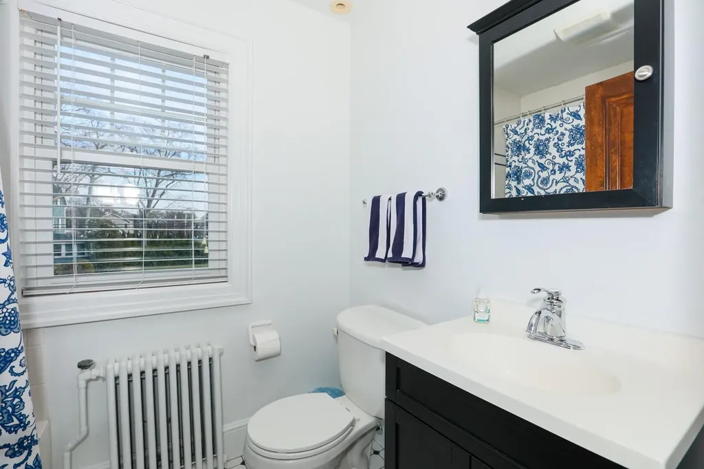 174 S Bay Avenue Islip NY 11751