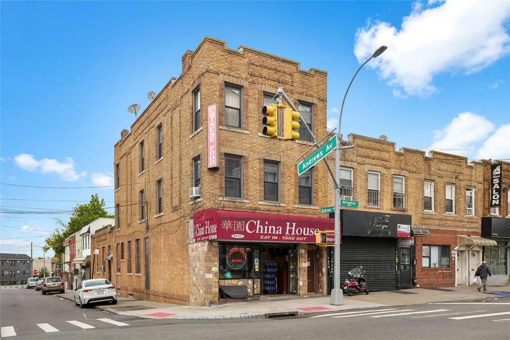 55-01 Metropolitan Ridgewood NY 11385