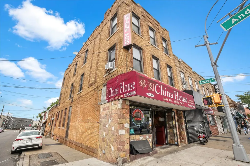 55-01 Metropolitan Ridgewood NY 11385