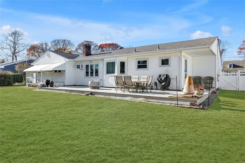 63 Bayview Avenue East Patchogue NY 11772