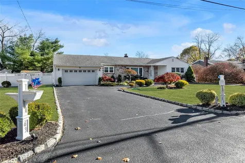 63 Bayview Avenue East Patchogue NY 11772