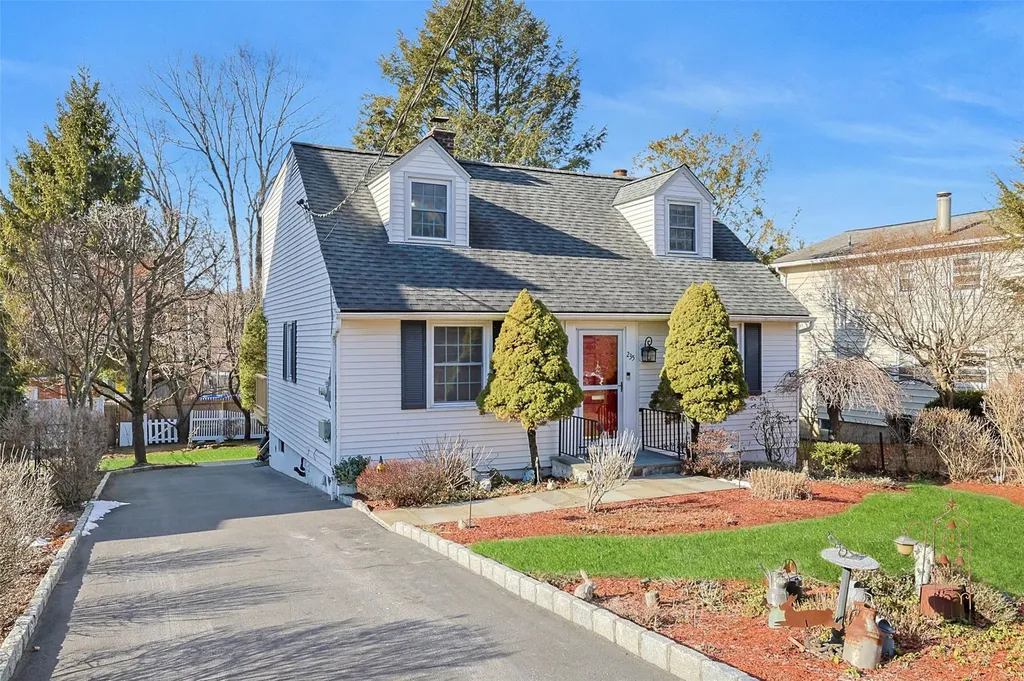 235 Myrtle Avenue Hawthorne NY 10532