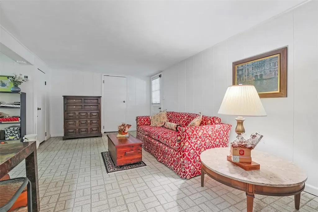 235 Myrtle Avenue Hawthorne NY 10532