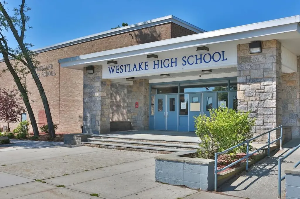 235 Myrtle Avenue Hawthorne NY 10532