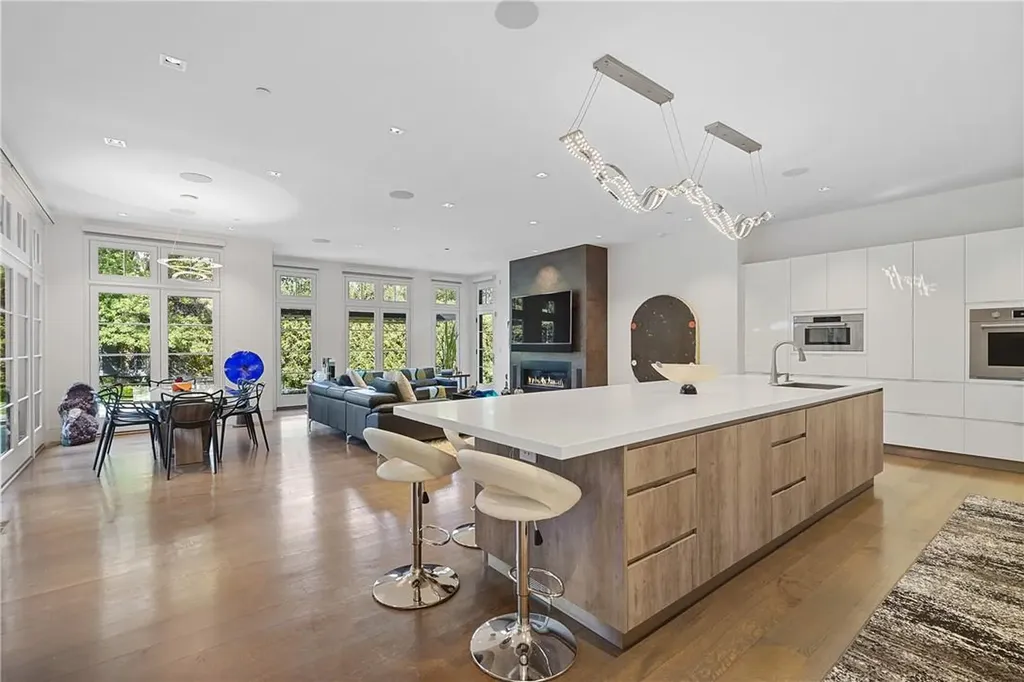 40 Hampton Road Scarsdale NY 10583