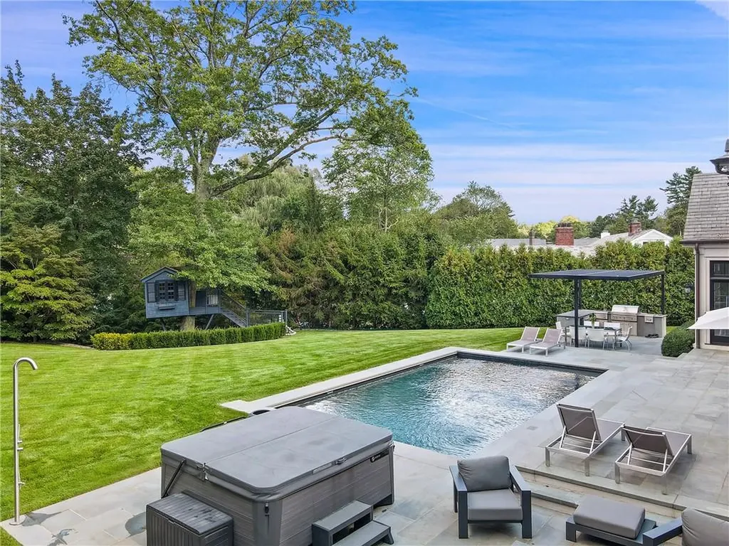 40 Hampton Road Scarsdale NY 10583