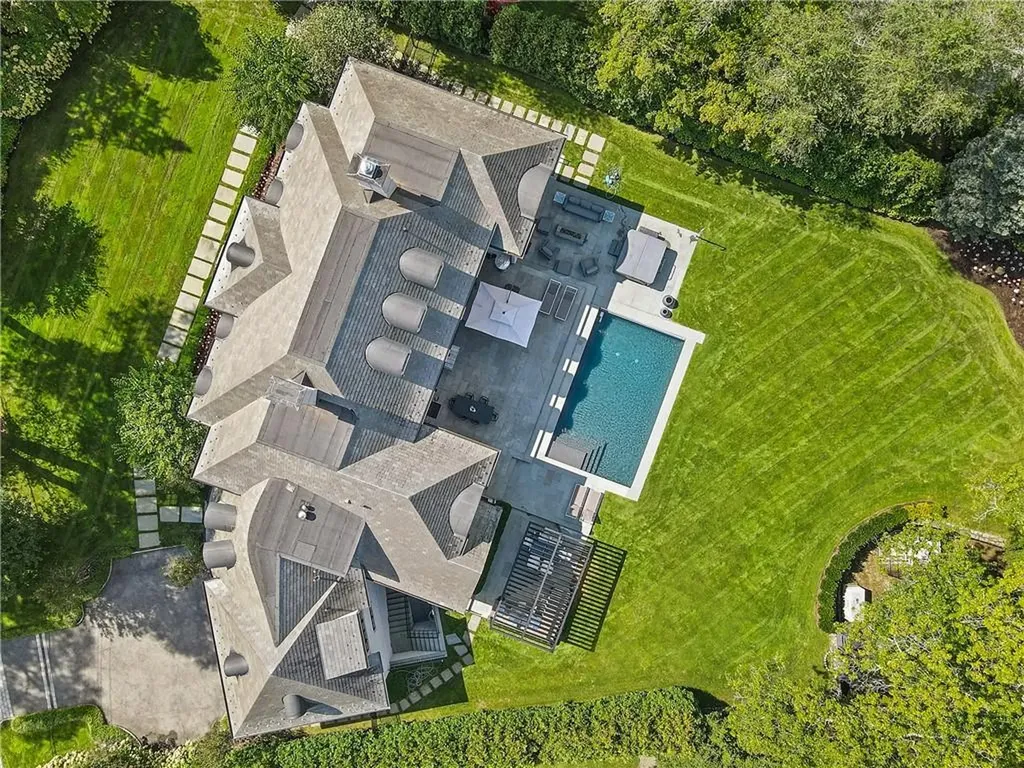 40 Hampton Road Scarsdale NY 10583