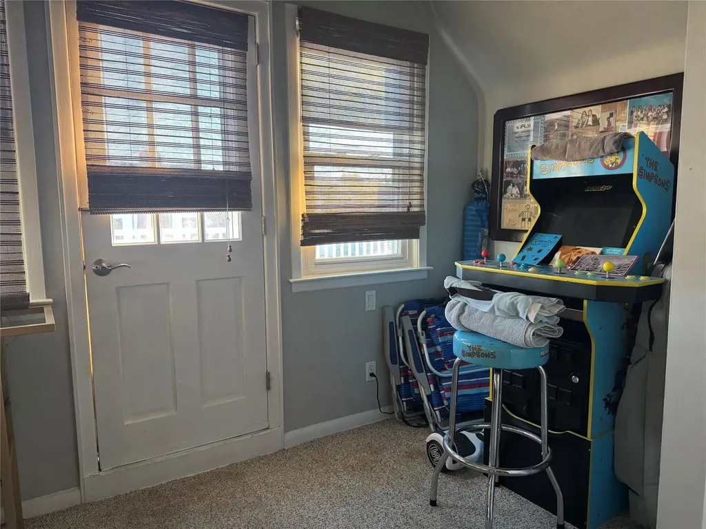 813 E Walnut Street Long Beach NY 11561