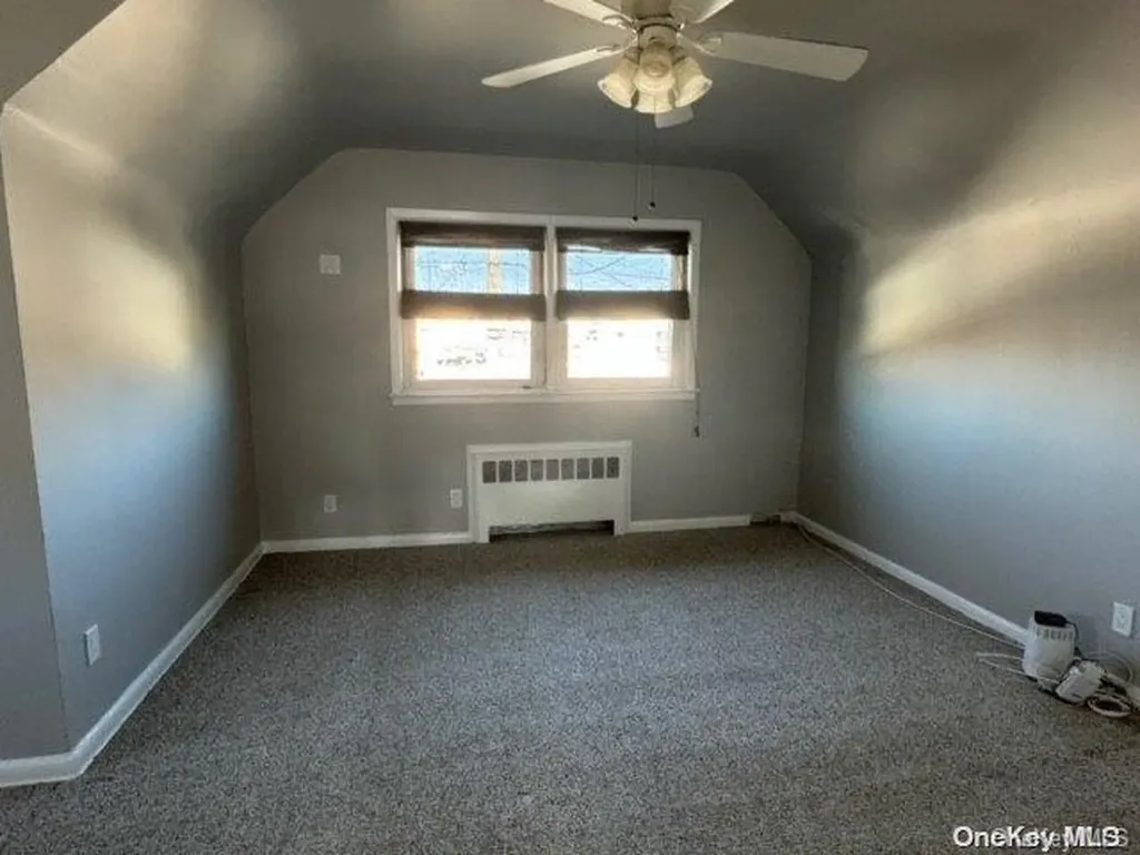 813 E Walnut Street Long Beach NY 11561
