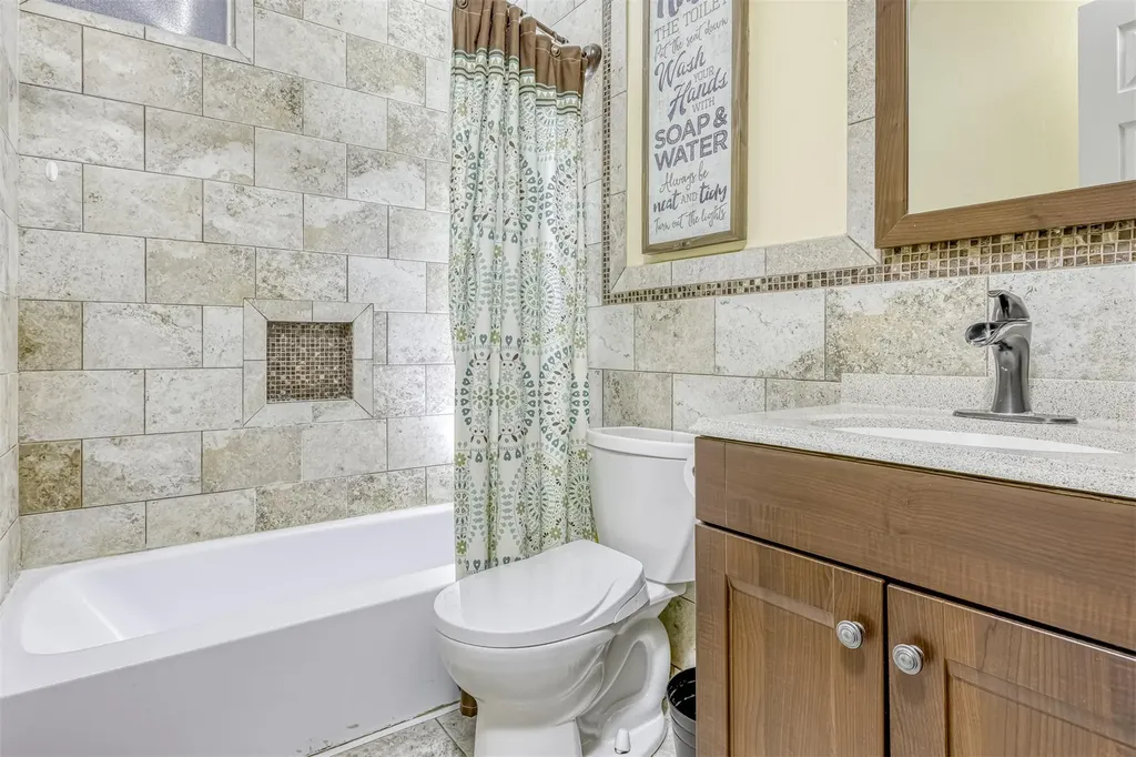 9 Ackerman Avenue Airmont NY 10901