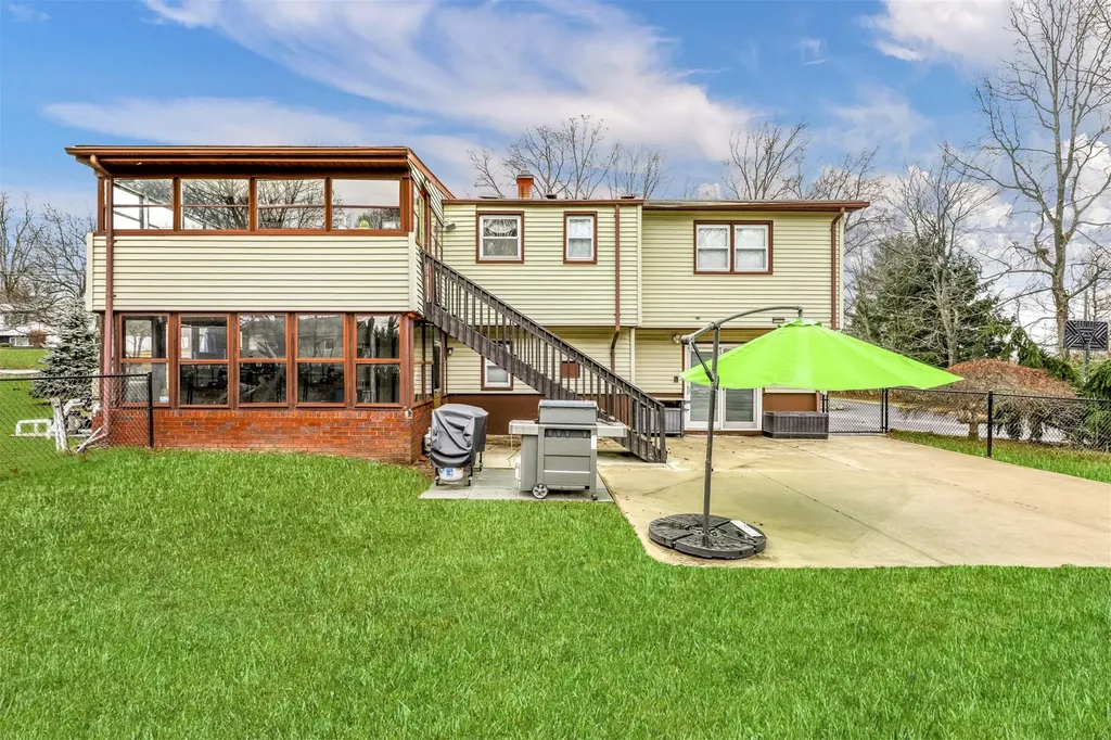 9 Ackerman Avenue Airmont NY 10901