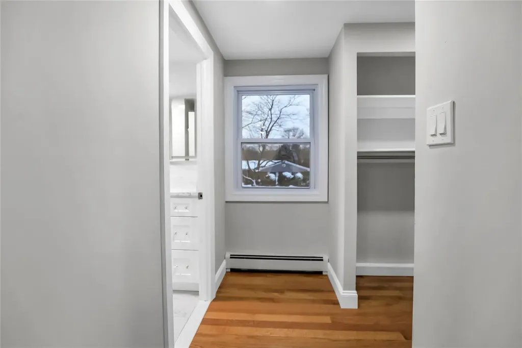 18 Mapleshade Lane Stony Brook NY 11790