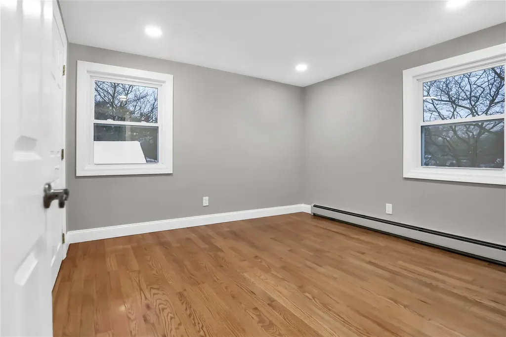 18 Mapleshade Lane Stony Brook NY 11790
