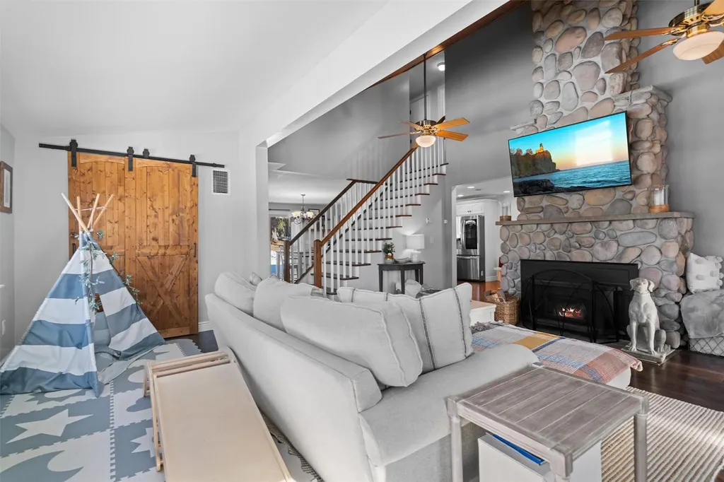 6 Ash Avenue New Windsor NY 12553