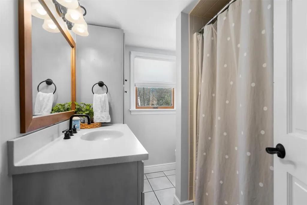 6 Ash Avenue New Windsor NY 12553