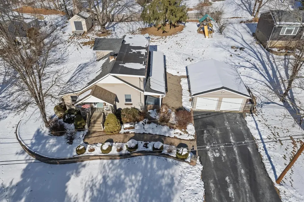 6 Ash Avenue New Windsor NY 12553