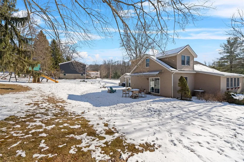 6 Ash Avenue New Windsor NY 12553