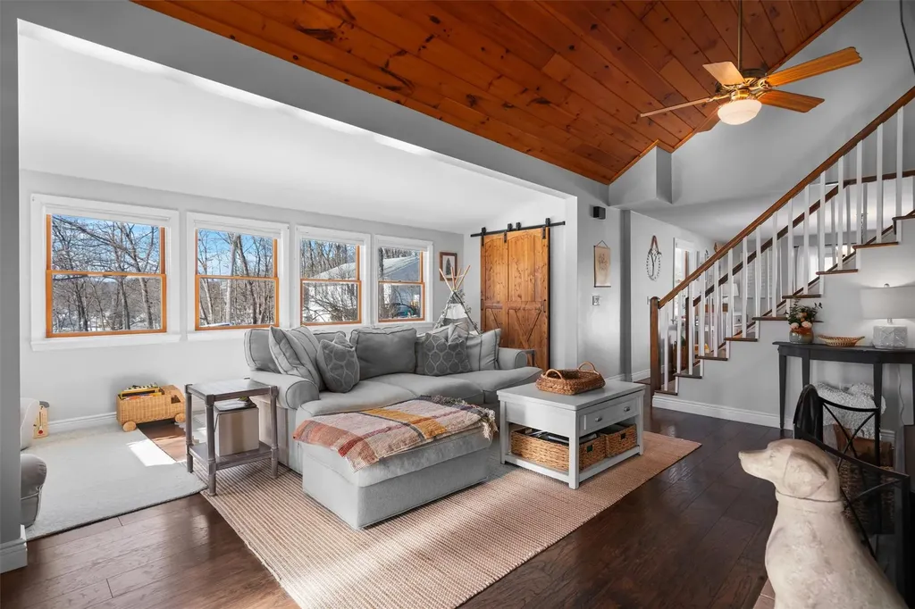 6 Ash Avenue New Windsor NY 12553