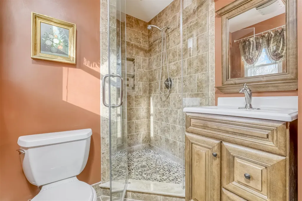 7 Ackerman Avenue Airmont NY 10901