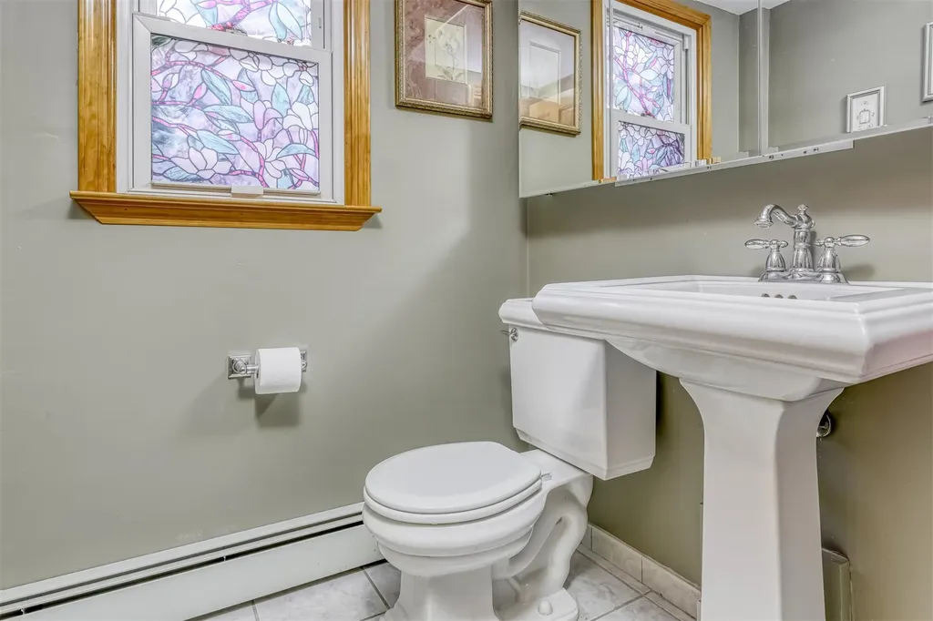 7 Ackerman Avenue Airmont NY 10901