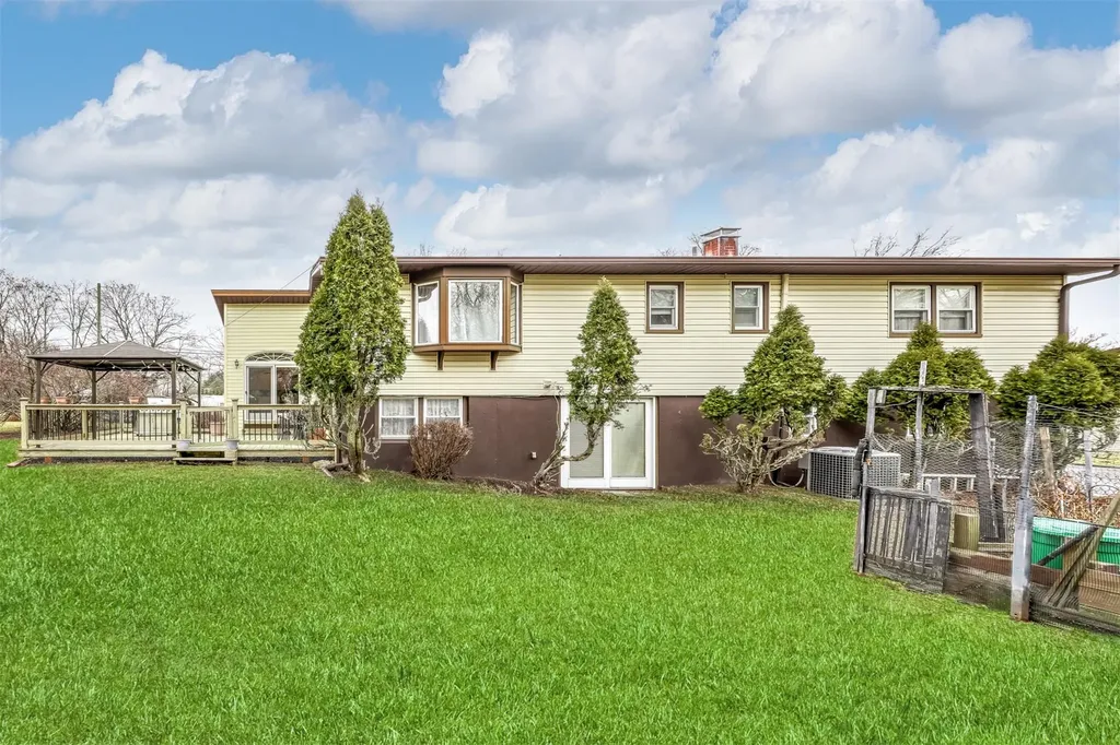 7 Ackerman Avenue Airmont NY 10901