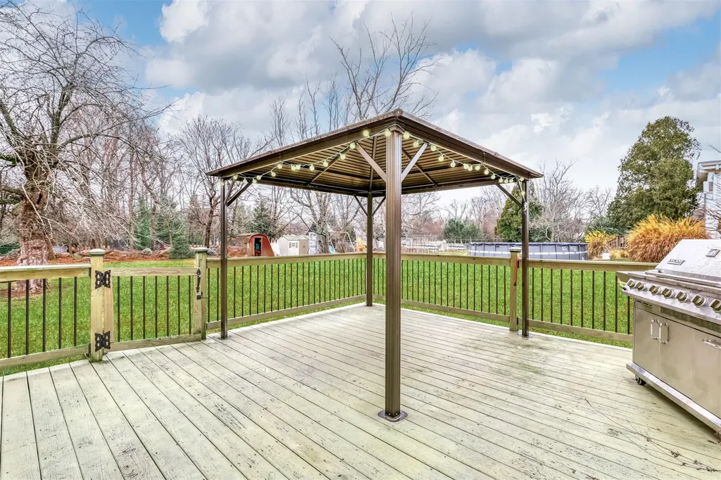 7 Ackerman Avenue Airmont NY 10901
