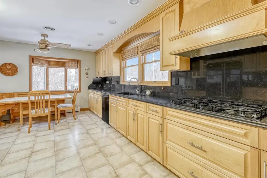 7 Ackerman Avenue Airmont NY 10901