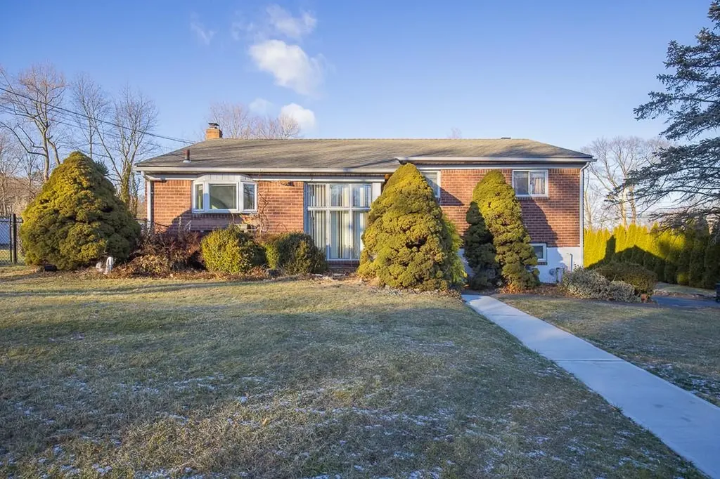 69 Silver Birch Lane Pearl River NY 10965