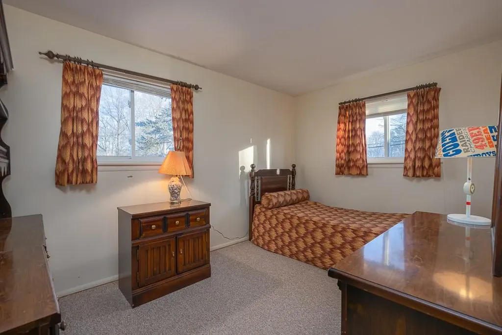 69 Silver Birch Lane Pearl River NY 10965