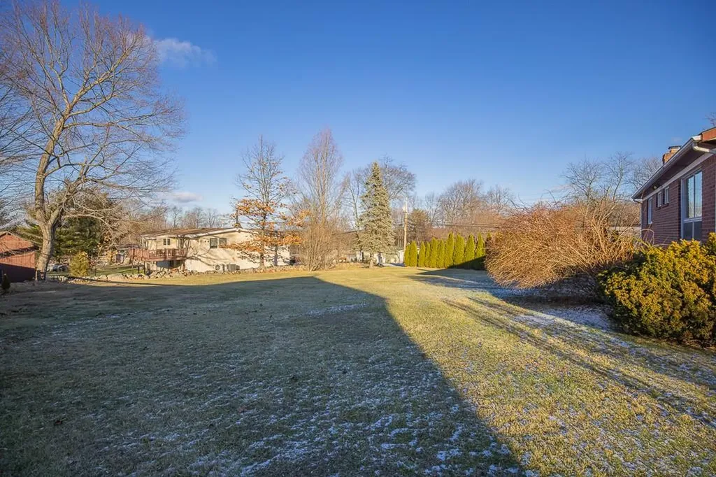 69 Silver Birch Lane Pearl River NY 10965