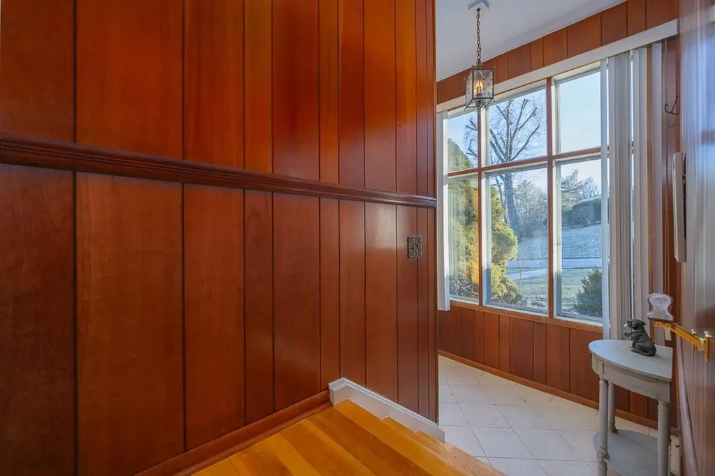 69 Silver Birch Lane Pearl River NY 10965