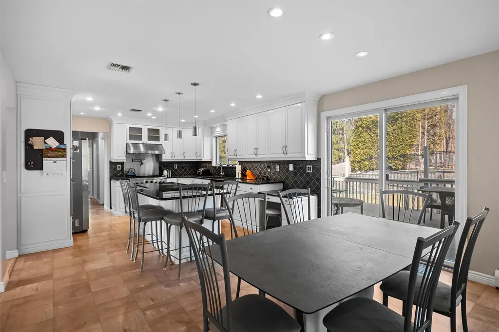 31 Waters Edge Congers NY 10920