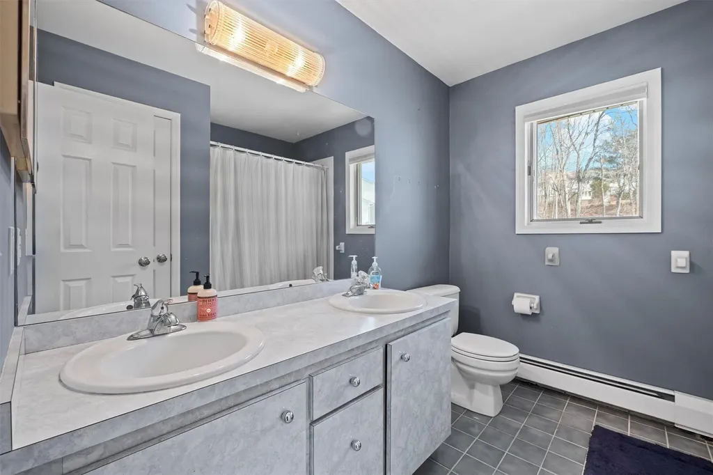 31 Waters Edge Congers NY 10920