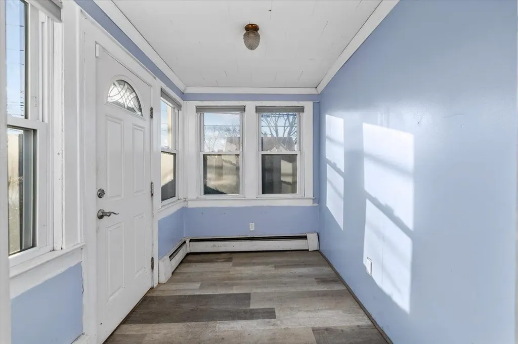 15 E Cedar Street Massapequa NY 11758
