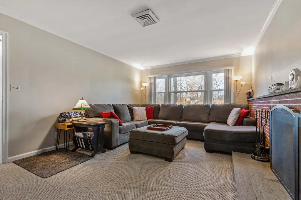 176 Adelphi Avenue Harrison NY 10528