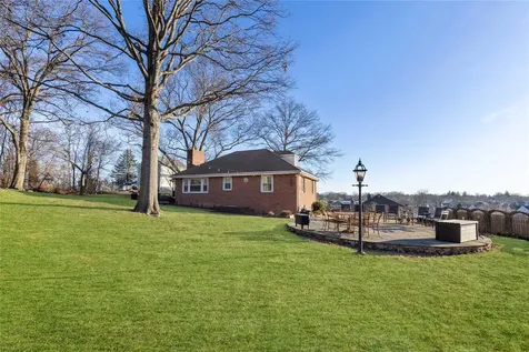 176 Adelphi Avenue Harrison NY 10528