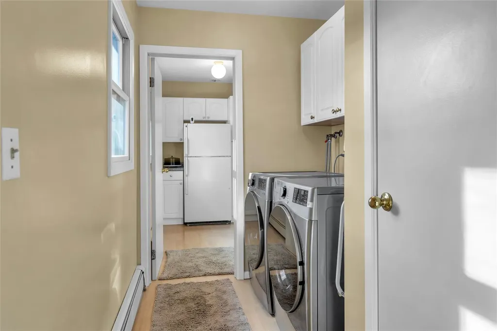 12 Red Oak Road Saint James NY 11780